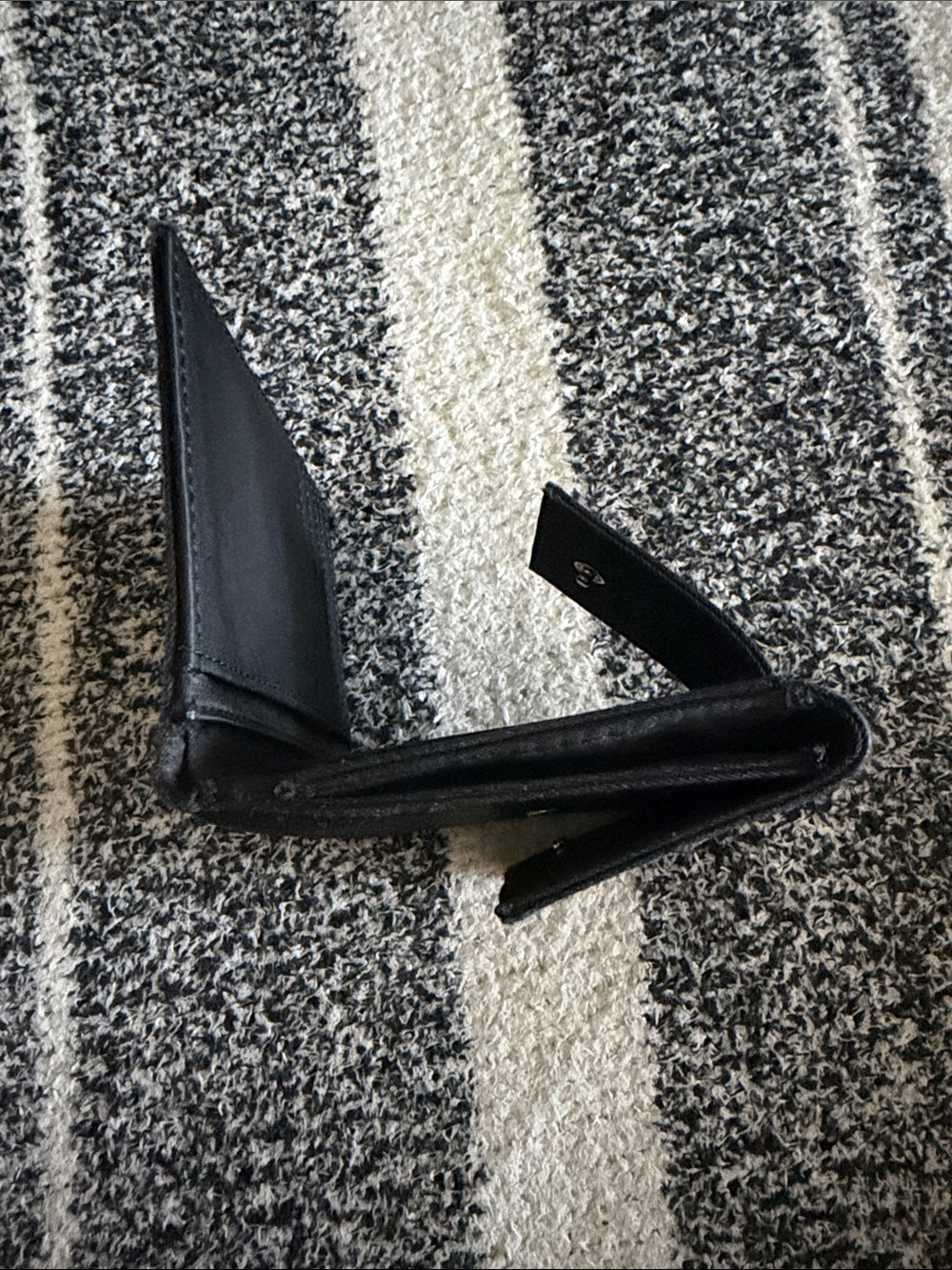 Kate Spade Black Compact Wallet - Picture 6 of 6